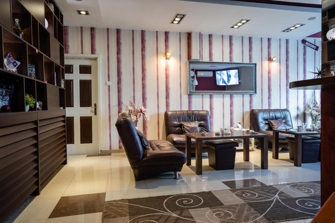 Garni Hotel 018 In Ni Extérieur photo