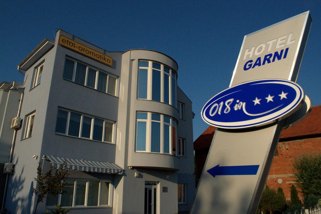 Garni Hotel 018 In Ni Extérieur photo