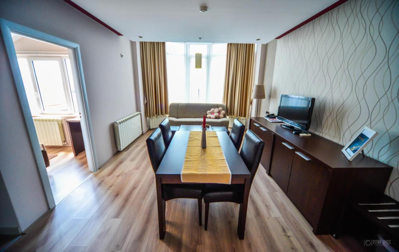 Garni Hotel 018 In Ni Extérieur photo